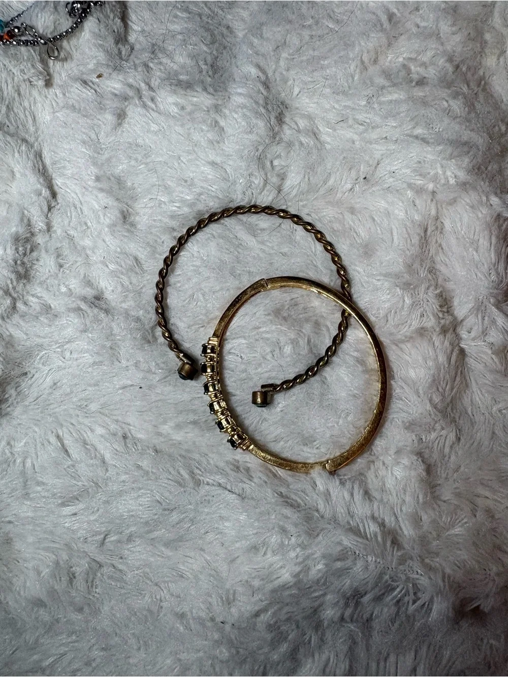 Vintage green and gold bracelet bangle set